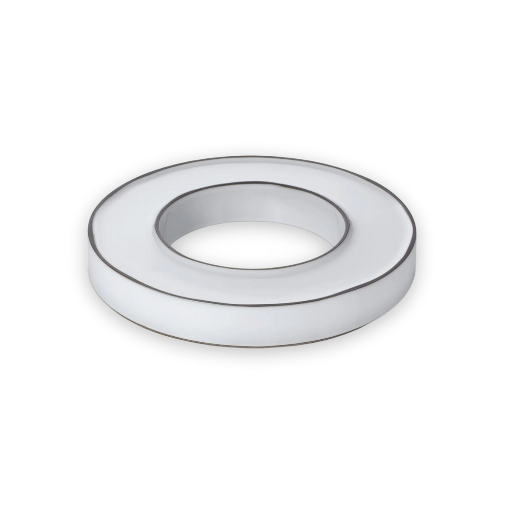 Centro Tavola Tondo Bianco Ø 27,5 cm Con Foro Linea Caractere – Revol Centro Tavola Tondo Bianco Ø 27,5 cm Con Foro Linea Caractere – Revol