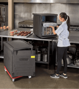 Contenitori isotermici professionali per pasticceria e box termici Cambro De Luca