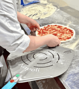 Pale pizza Linea Napoletana professionali per forno a legna