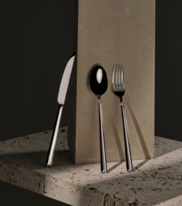 Posateria linea Lotus professionale dal design ispirato alla natura